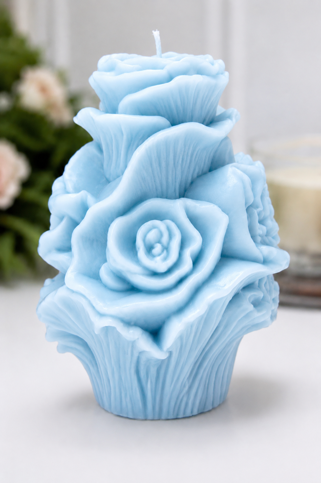 Petal Grace Sculpted Candle