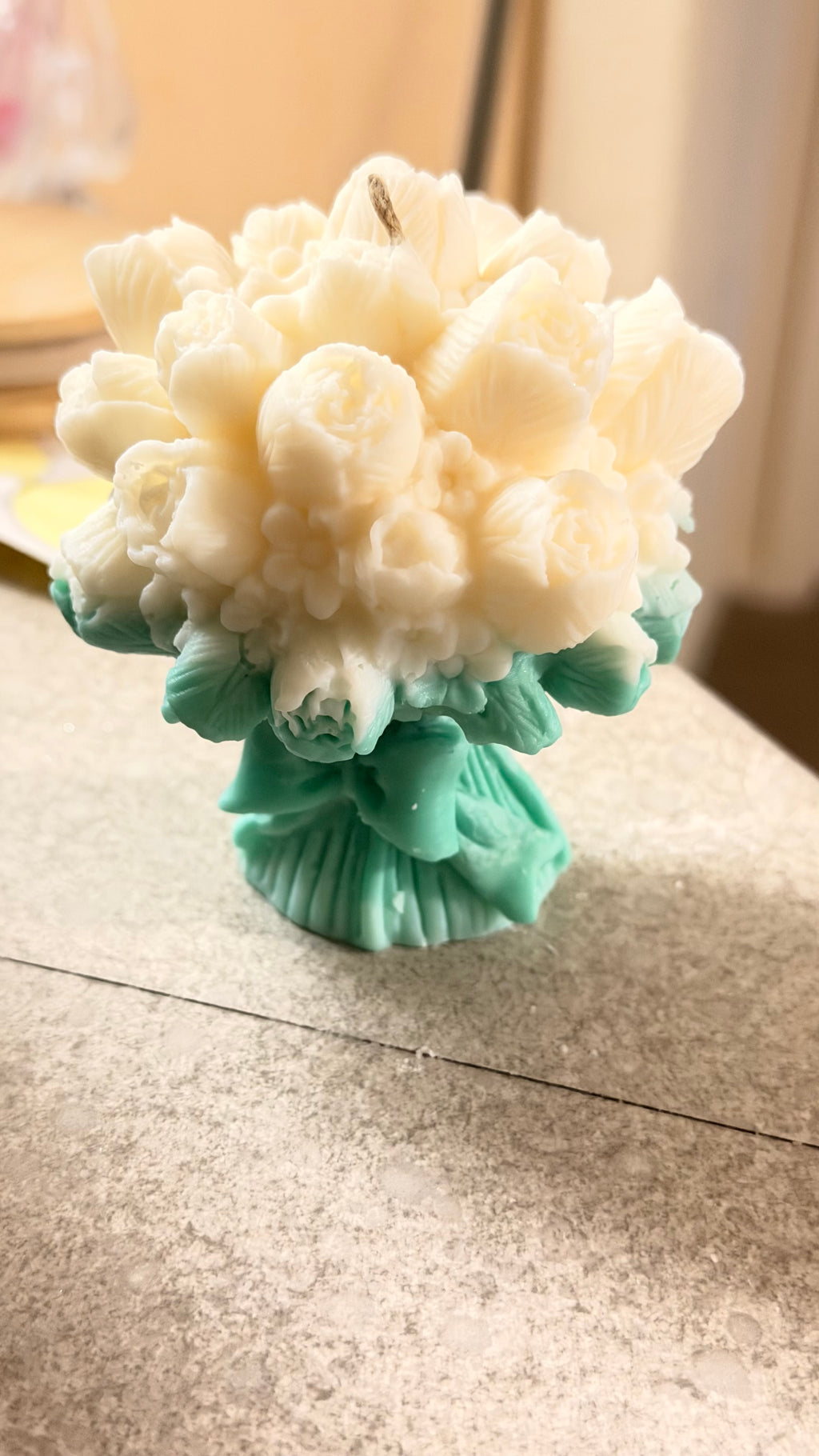 Sculpted Bouquet Soft Floral Candle