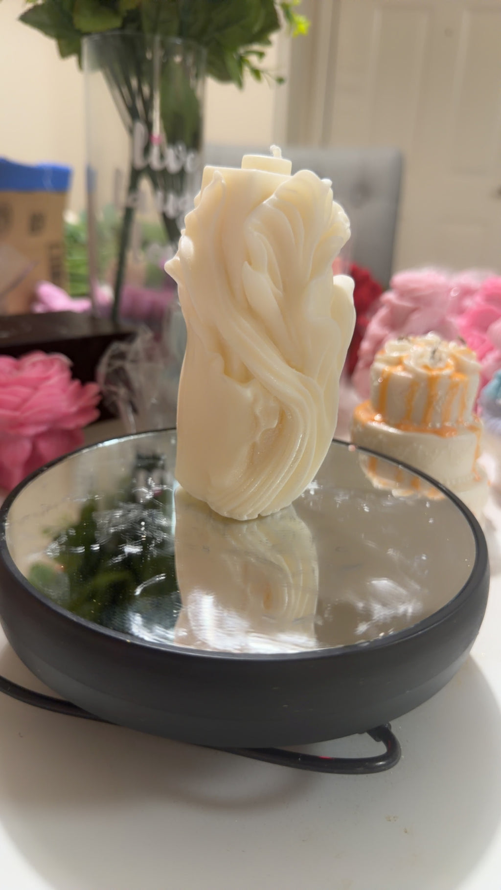 Floral Embrace Sculpted Candle