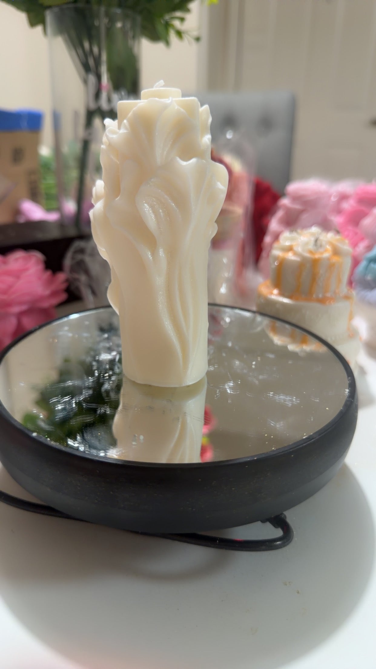 Floral Embrace Sculpted Candle